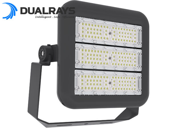 Luminária esportiva LED modular de 150W para substituição de Halogéneo Metálico de 300W com 7 anos de garantia e controlo sem fios Zigbee inteligente