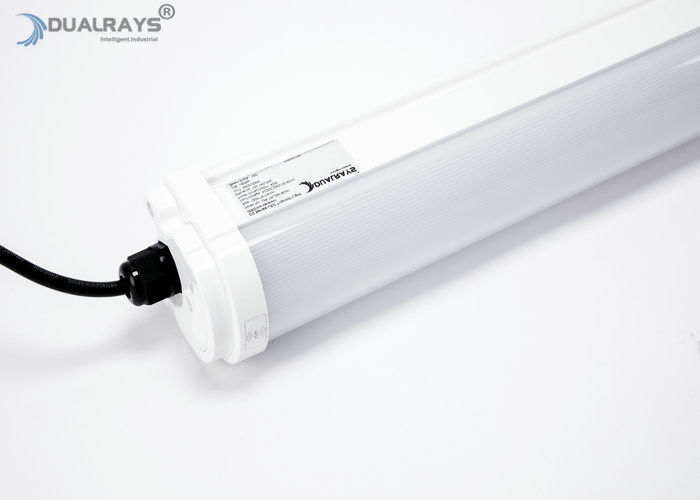 Alojamento plástico completo industrial do sensor de micro-ondas da luz 5ft da prova do diodo emissor de luz da série 50W de Dualrays D2 tri para o centro de exposição